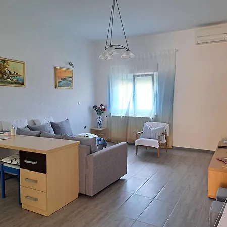 Apartmán Spacious Urban Retreat With Terrace *